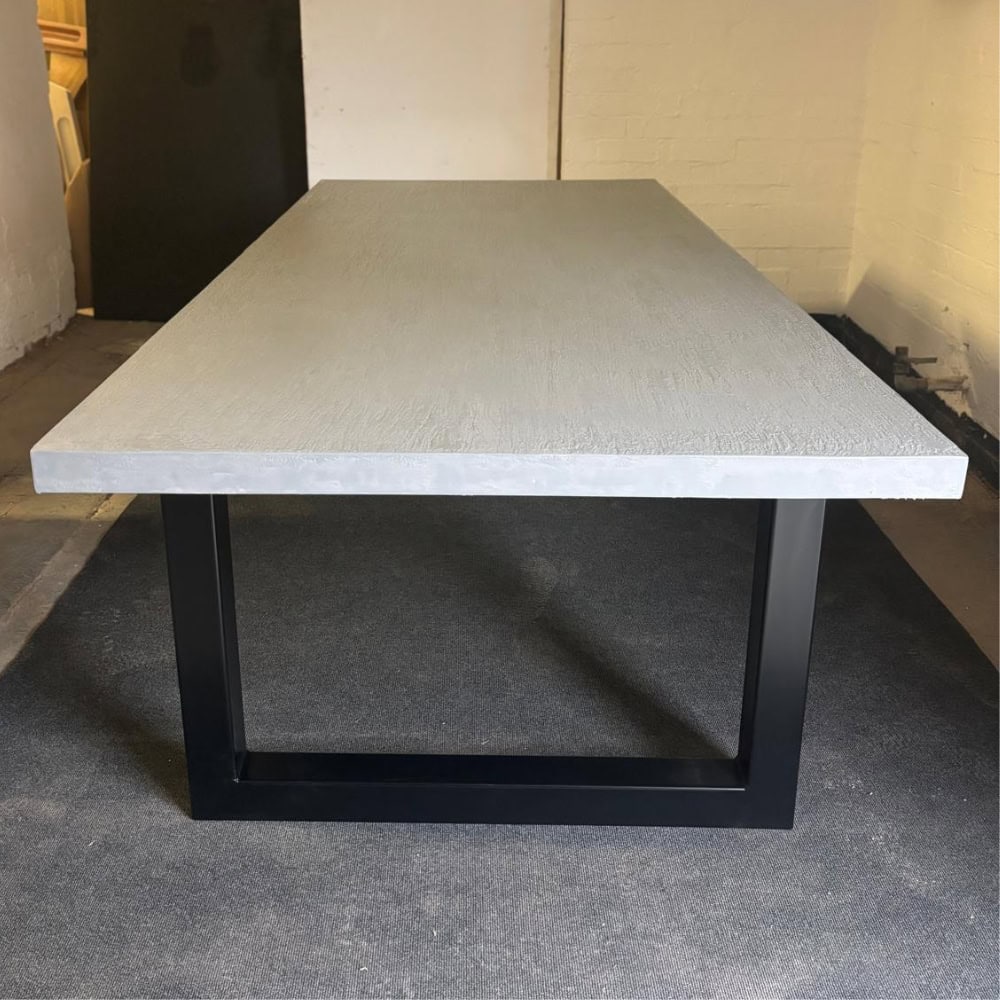 UrbanTexture - Textured Concrete Dining Table