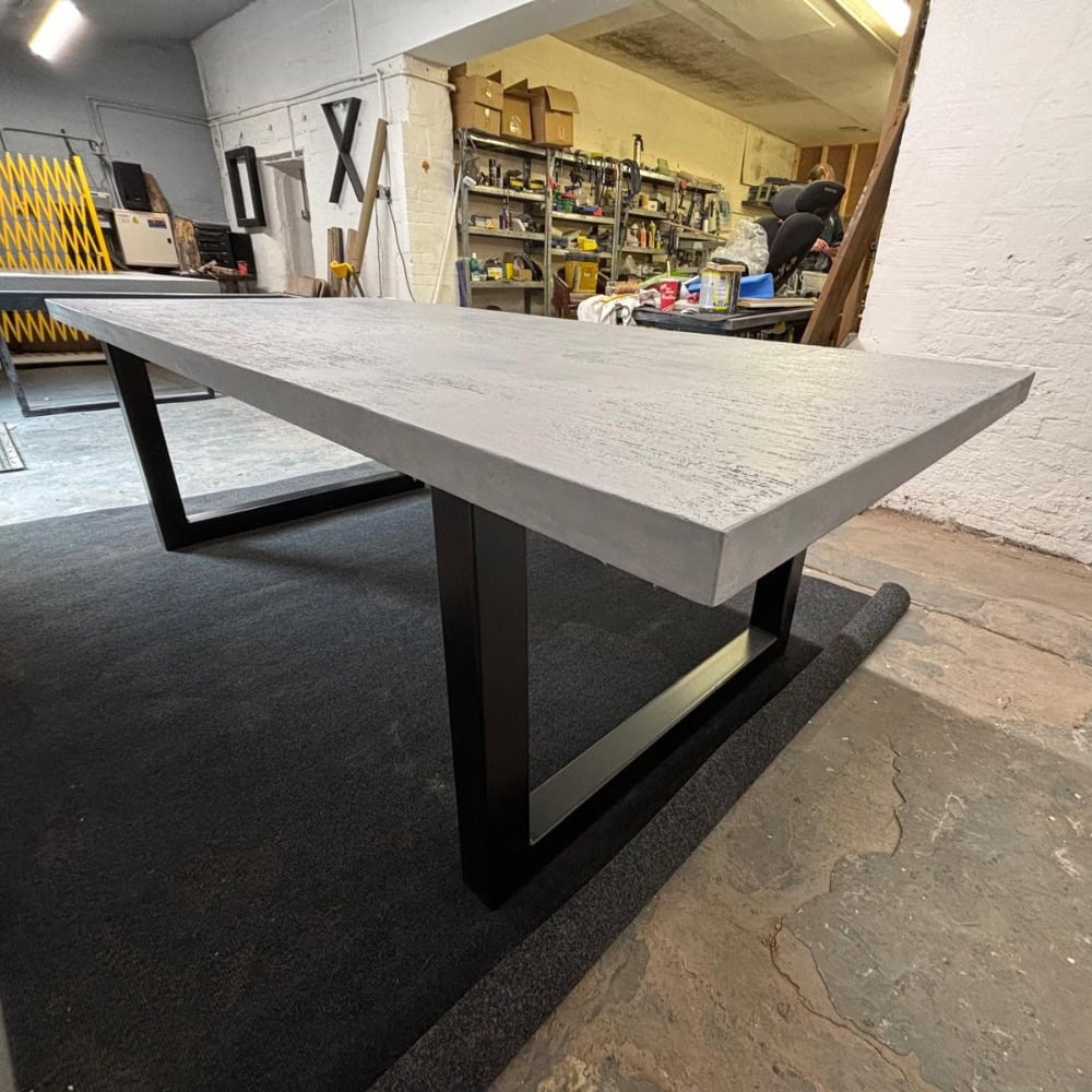 UrbanTexture - Textured Concrete Dining Table